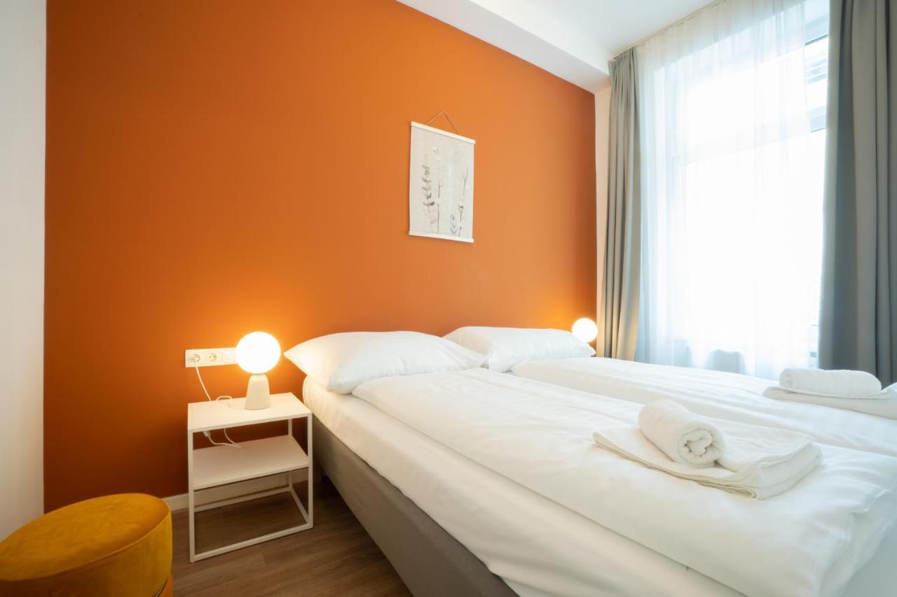 Spacious Apartment With Huge Shared Terrace And Grill Located Between City Centre And Donau River ウィーン エクステリア 写真